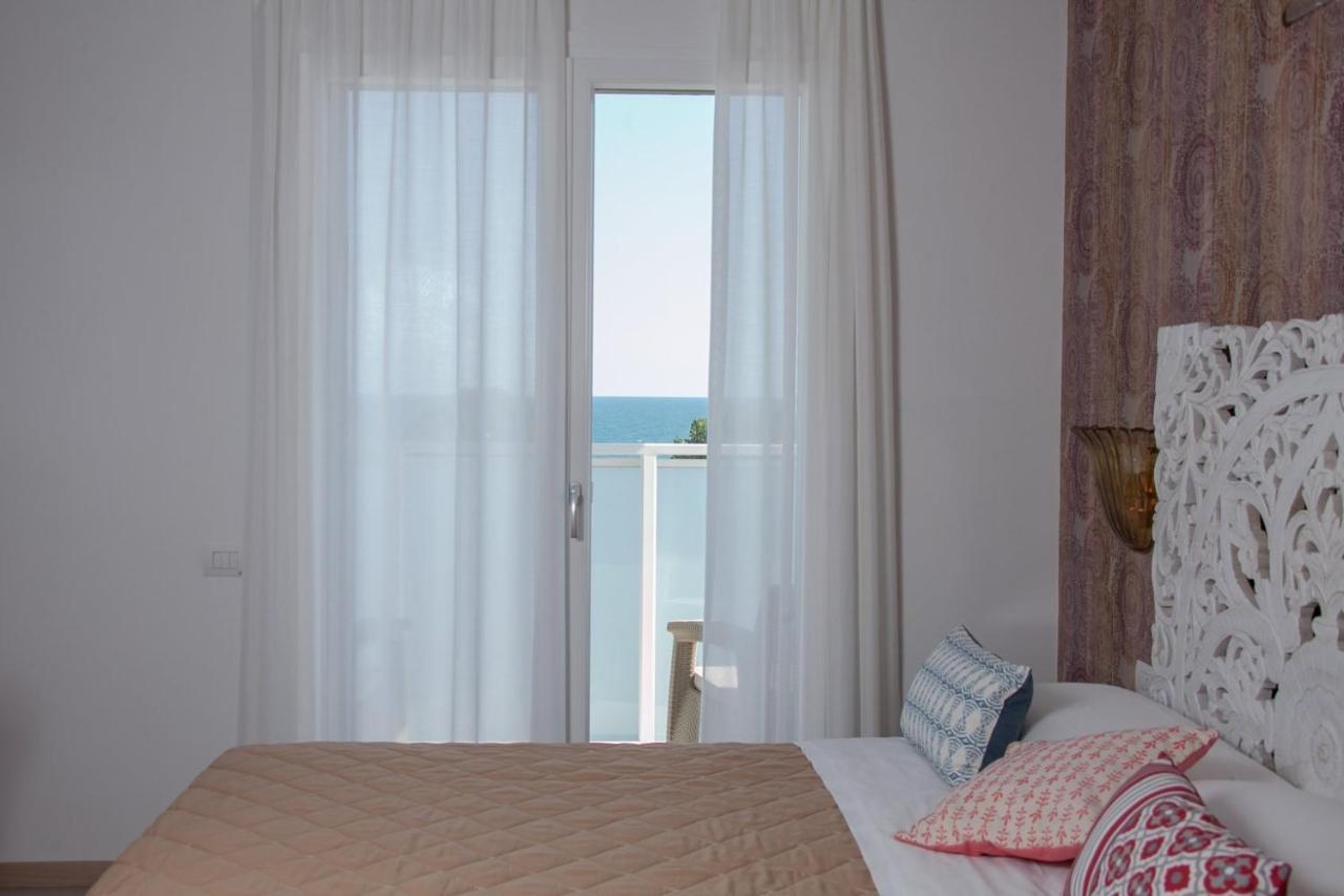 Albatros Hotel